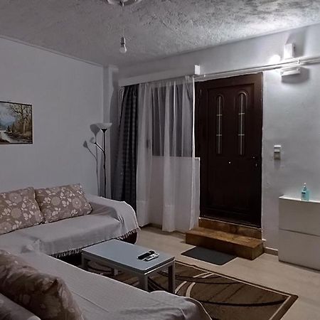 Ευρύχωρο Και Άνετο Διαμέρισμα Στην Ιτέα Joanna'S Apartment Kirra Eksteriør billede