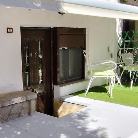 Ευρύχωρο Και Άνετο Διαμέρισμα Στην Ιτέα Joanna'S Apartment Kirra Eksteriør billede